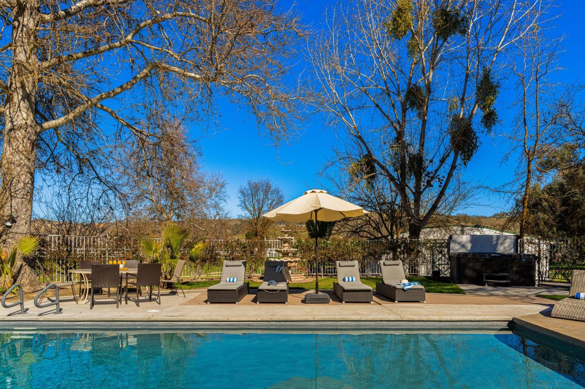 Victorian Manor In Paso Robles Wine Country Pool Hot Tub Firepit Tennis Court Sleeps 28 Exterior foto